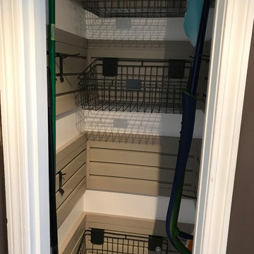 Bartlett, TN Laundry / Storage Room