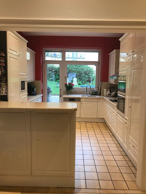 Küche mit Hindernissen, geht sich eine Kochinsel aus?