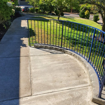 SW Evans St