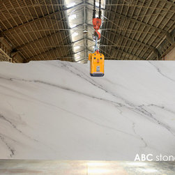 Noteworthy Stone- Statuary Lincoln Honed/Polished - Products