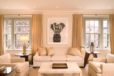 This is an example of a transitional living room in New York.