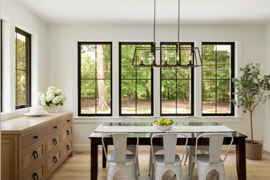Inspiration for a cottage dining room remodel in Minneapolis