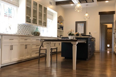 Inspiration for a kitchen remodel in Houston