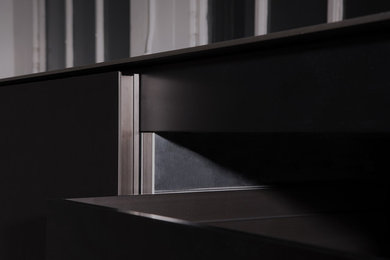 Minimalist kitchen photo in New York