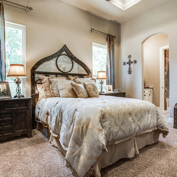 Hill-Country Tuscan