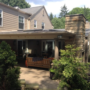 Upper St Clair Outdoor living space