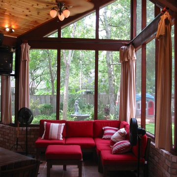 SCREENED OUTDOOR FAMILY ROOM ADDITION