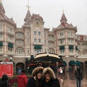 Carol Giovinazzo's photo
