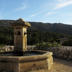 Landscaping Mediterranean Style - Outdoor Fountains And Ponds