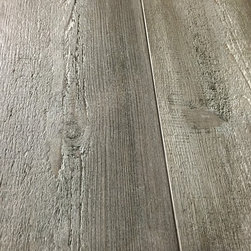Red pine 7'' antique old wood - Hardwood Flooring