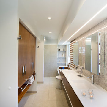 Warm Spa Retreat / Master Bath