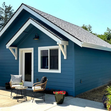 Custom Craft Studio