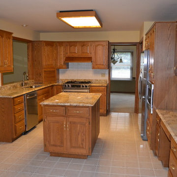 Kitchen Repaint (Before and After)