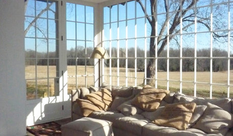 Houzz Tour: Relaxation Rules at This Rural Weekend Getaway