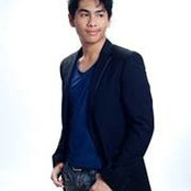 Ben Manotok's photo