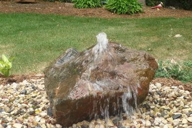 Inspiration for a landscaping in Milwaukee.