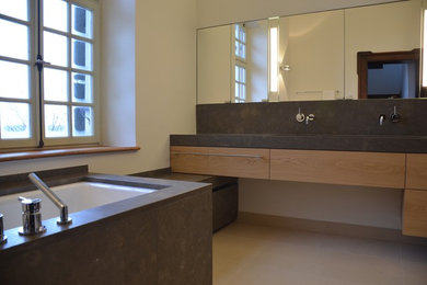 Klassisches Badezimmer in München