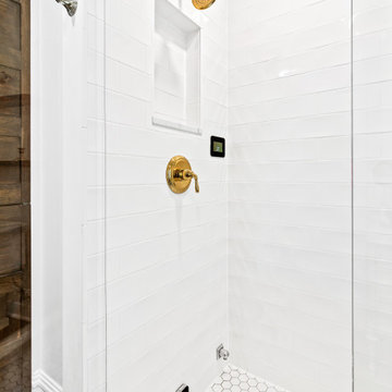1900s Bathroom Modernized