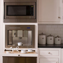 Kitchen bar