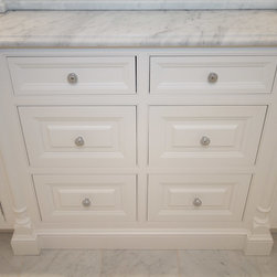 Ridgewood, NJ - Traditional - Bath - Bathroom Vanities And Sink Consoles