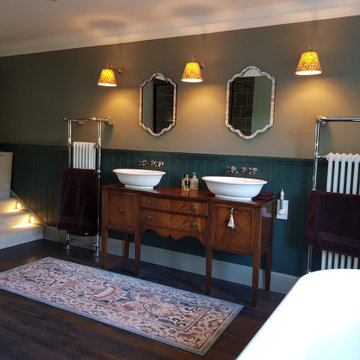 New En suite bathrooms