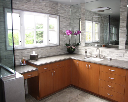Best L  Shaped  Bathroom  Design Ideas  Remodel Pictures Houzz