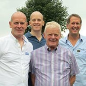Warren Nield's photo
