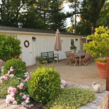 A country garden for a Willis Polk classic in Atherton
