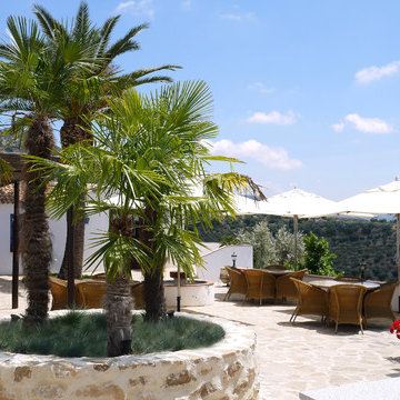 Jardín cara casa rural