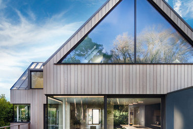 Photo of a large modern back terrace in Dorset.