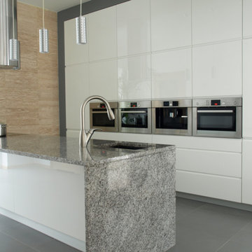 Luna Pearl Granite countertop