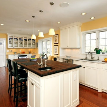 Bright, Cozy, Comfortable French Country Kitchen