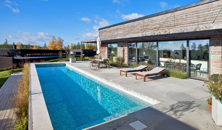 Houzz Tour: Hållbart och vackra linjer i Villa Bång utanför Järna