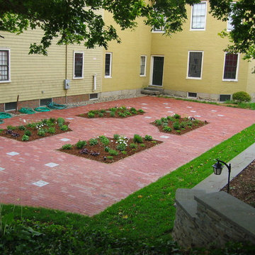 Historic Home Garden Re-creation