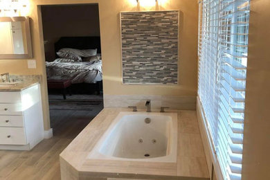 Example of a bathroom design in Denver