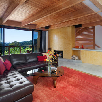 Hill Side Home