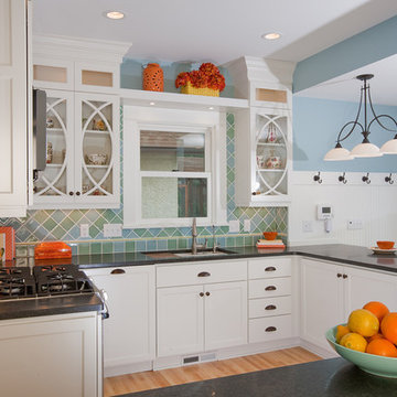 Historical Queen Anne
