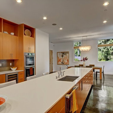Mercer Island Staging