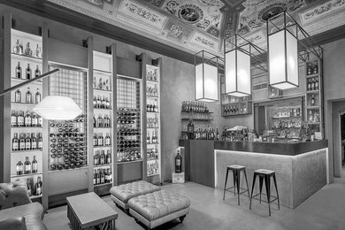Esempio di un angolo bar industriale