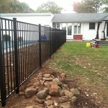Wallingford | Aluminum Pool Fence