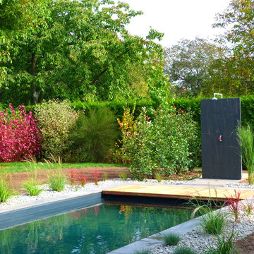 Außendusche und Pool