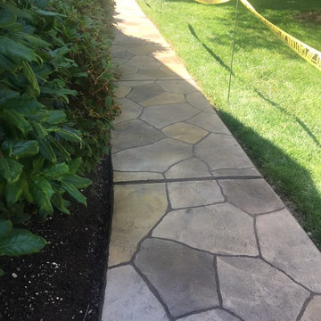 Flagstone Walkway 05/25/2019