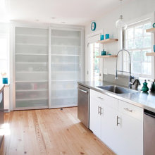 Closet doors/shades