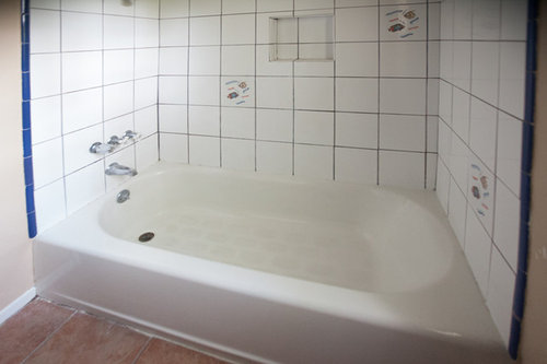 Bath Tub Keep Or Not In Starter Condo, What To Clean Bathtub With Reddit