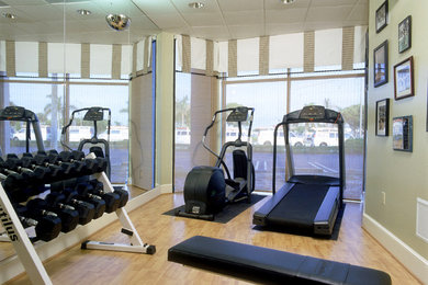 Inspiration for a home gym remodel in Miami