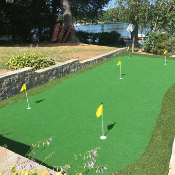 Outdoor Putting Greens