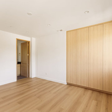 The hidden duplex & A home makeover - SB9 Investment property in Woodland Hills