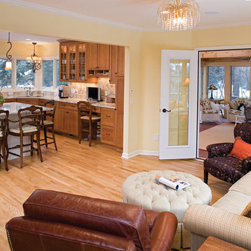 Golden Valley Kitchen, sitting and 4 season