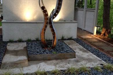 Design ideas for a contemporary landscaping in Grand Rapids.
