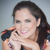 Tizzyana Castros foto